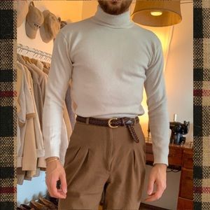 Off white Turtleneck